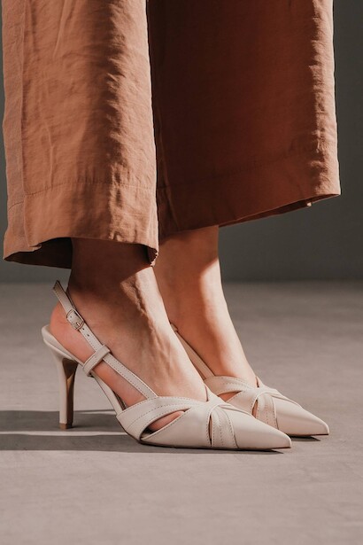 Bej Cilt Sivri Burun Topuklu Ayakkabı Koni 