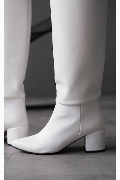 Kadın Kısa Topuklu Diz Altı Çizme Enedy  Beyaz Cilt  4