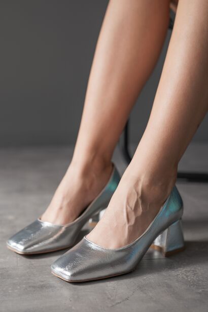 Kadın Kısa Topuklu Ayakkabı Livo 