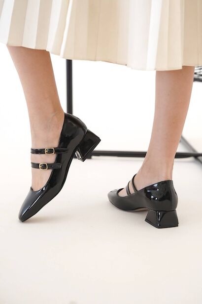 Kadın İki Baret Kısa Topuklu Ayakkabı Alara  Siyah Rugan 4