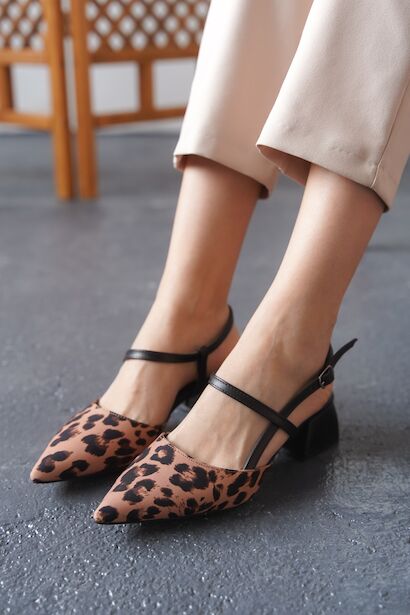 Kadın Tasarım Baret Arka Açık Kısa Topuklu Ayakkabı Emoi  Siyah - Taba Leopar 4
