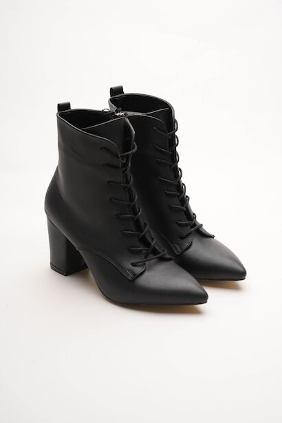 Kadın Bağcıklı Fermuarlı Sivri Burun Kalın Topuklu Bot Vorena  Siyah Cilt