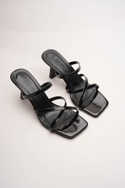 Kadın Çapraz Bantlı Tasarım Topuklu Terlik Carele  Siyah Rugan