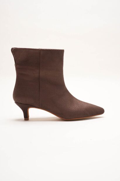 Kadın Kahverengi Süet Görünümlü Kitten Heel Kısa Topuklu Sivri Burun Bot & Bilek Boy Çizme Marsy  Kahverengi