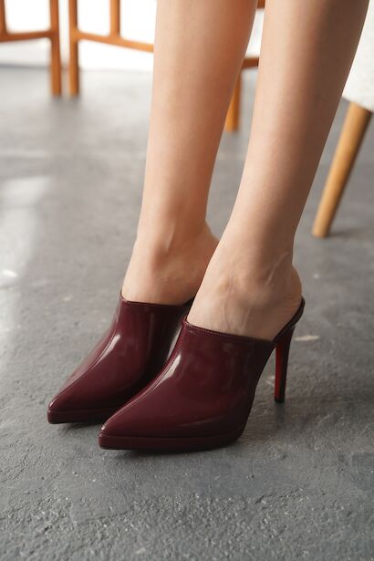 Kadın Kısa Platform İnce Topuklu Terlik Miole 