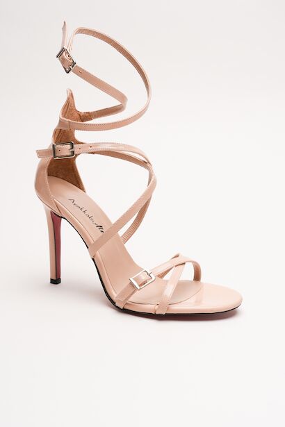 Kadın Biyeli Tokalı İnce Topuklu Ayakkabı Nela 